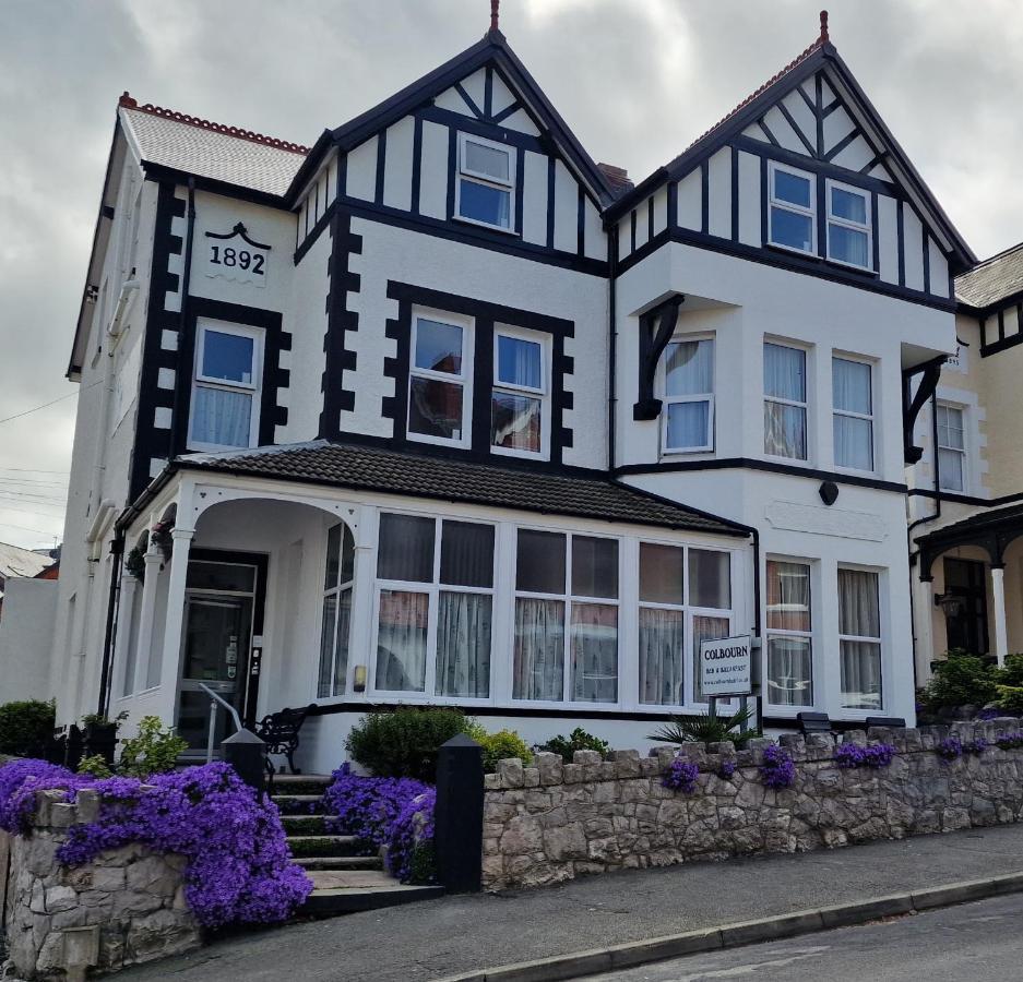 Colbourn Bed And Breakfast โคลวินเบย์ ภายนอก รูปภาพ